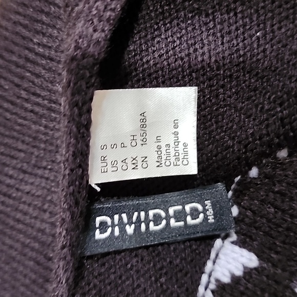 Divided H&M Sweater Flower Dress - SZ S - Picture 5 of 7